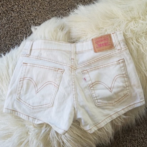 Levi's Pants - Levi's Superlow 518 Shorts. Size 5